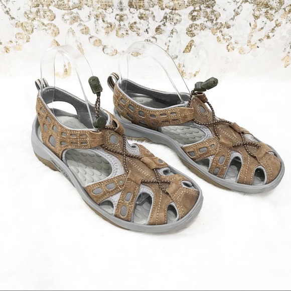 privo sandals